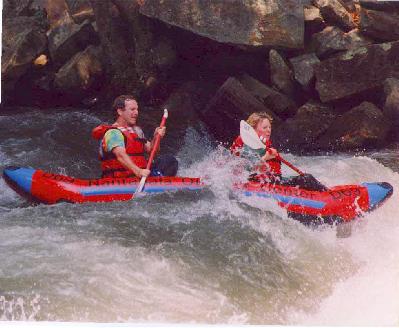 Rafting3.jpg (26107 bytes)